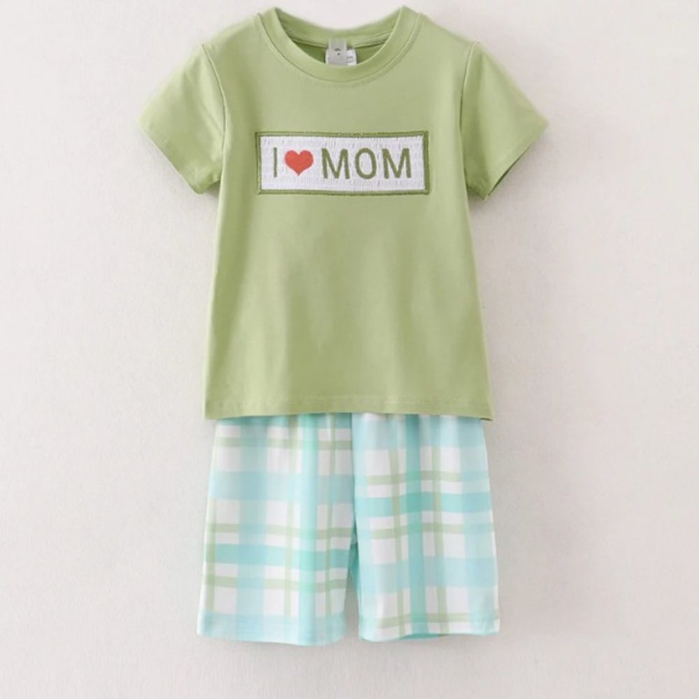 Boutique Smocked 'I Love Mom' Boys Shorts Outfit Set